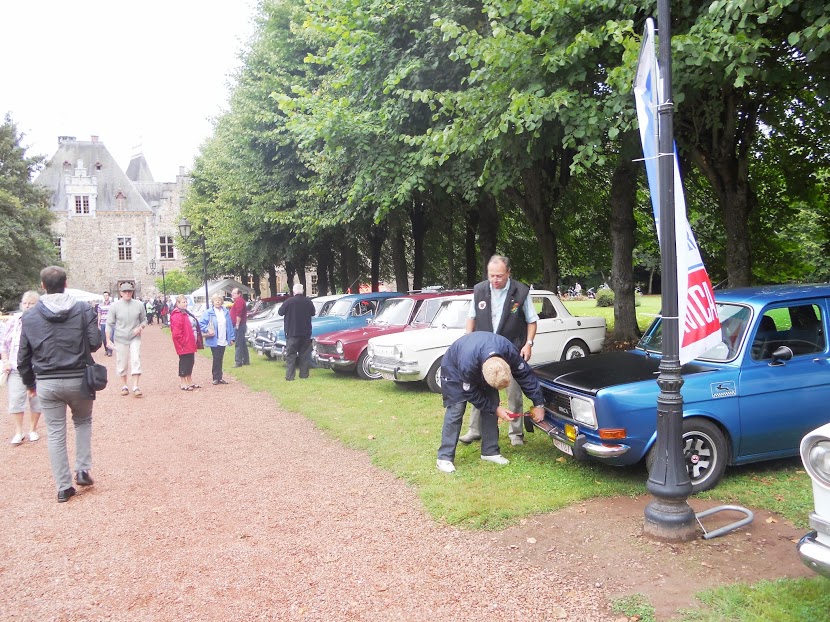 Club Simca en nombre