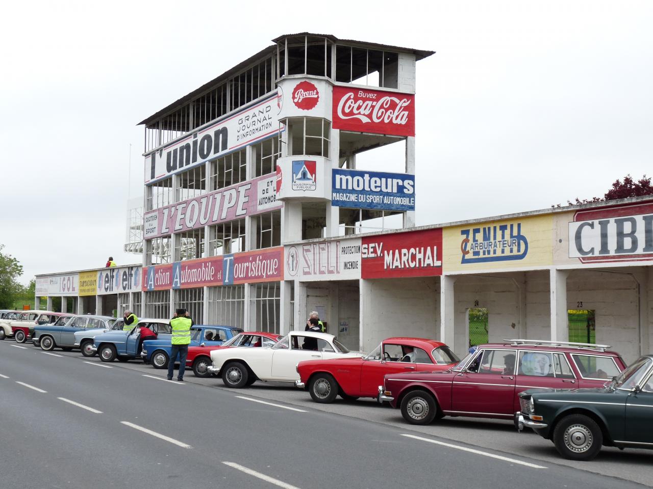 Rassemblement Simcaworld à Vertus (Champagne)